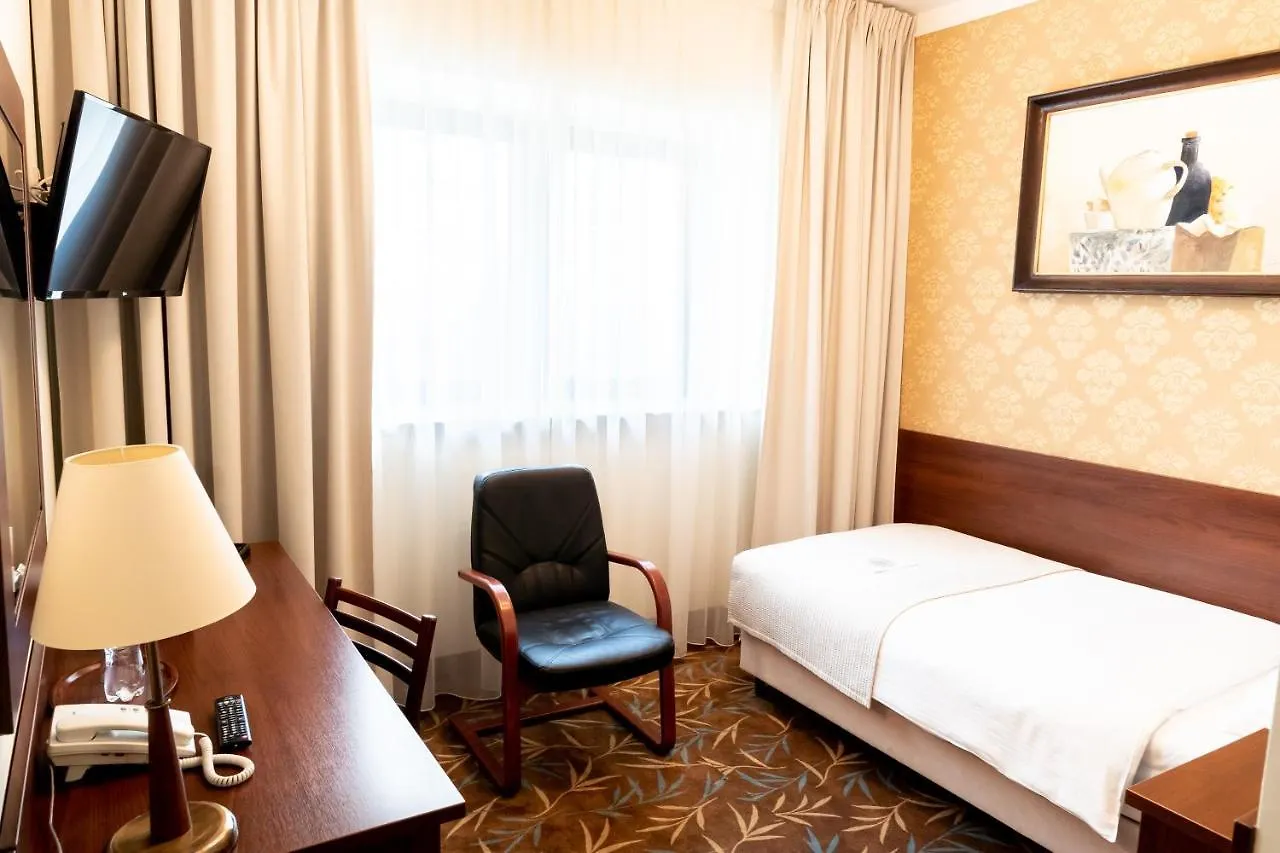 Hotel Centrum Barnabitow Warsaw